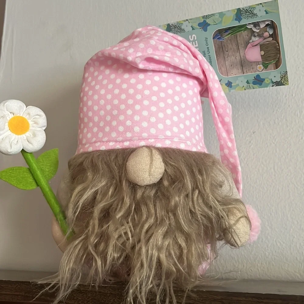 Spring gnome BNWT - Picture 2 of 3